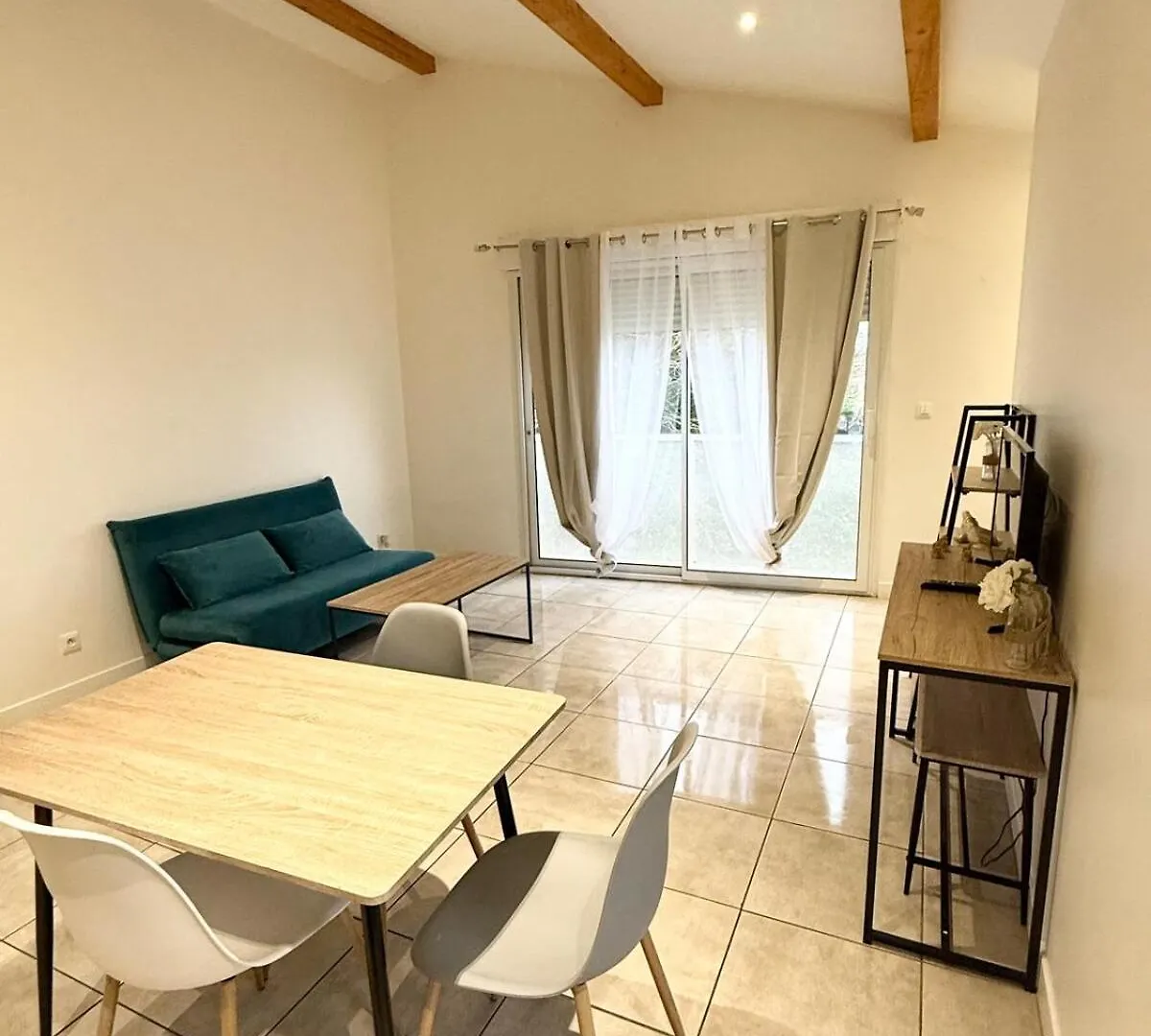 T2 Etage Cnpe Bugey Apartment Leyment