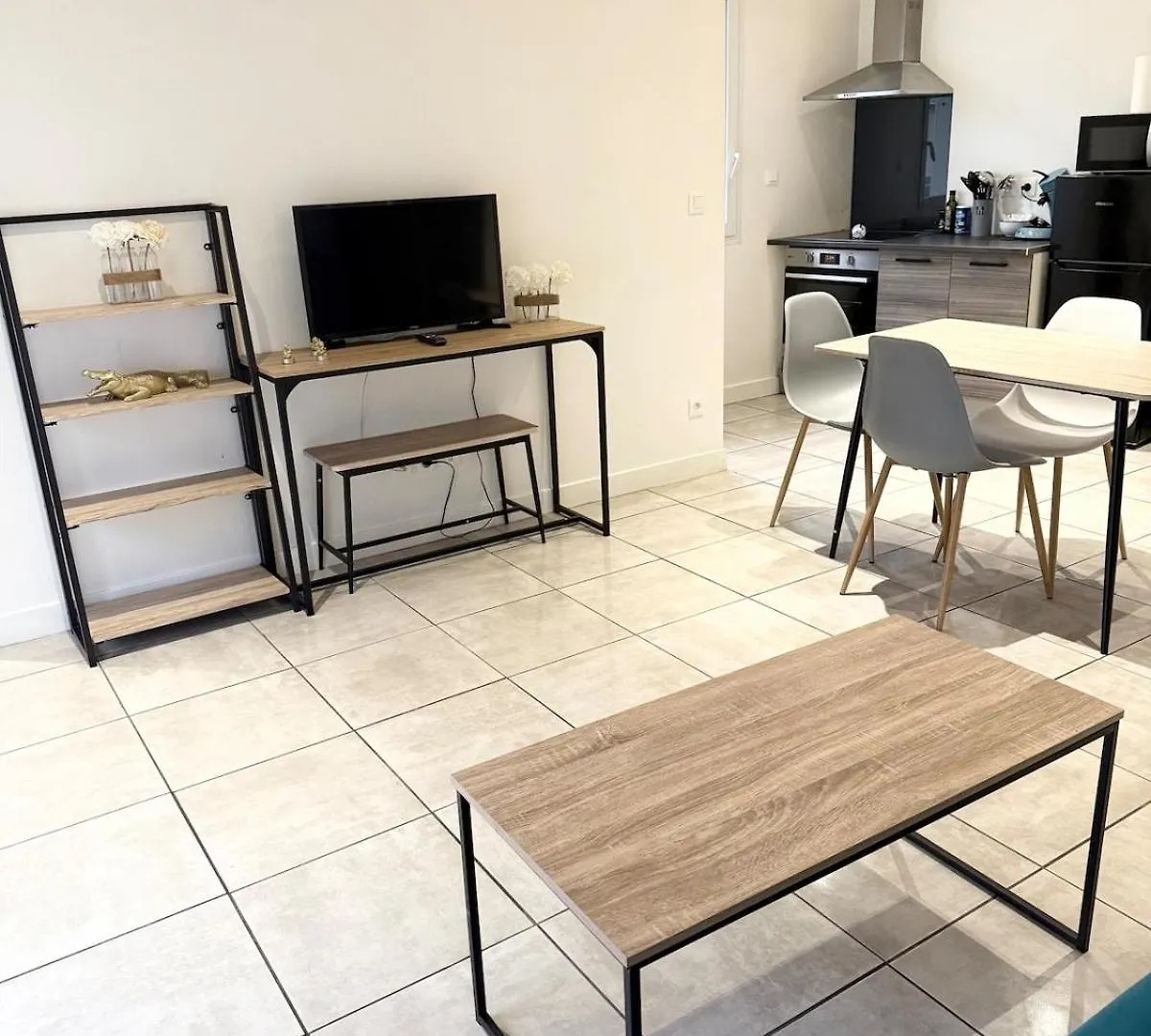 T2 Etage Cnpe Bugey Apartment Leyment